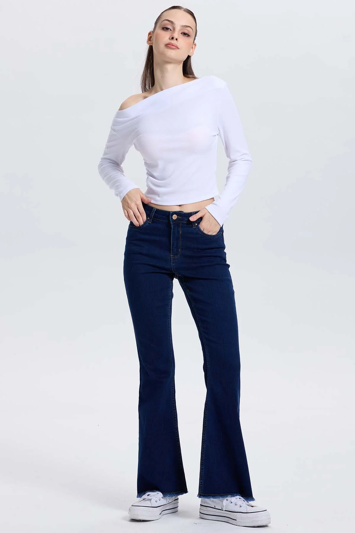 Jeans Mujer Monse Flare Azul Oscuro - Image 4