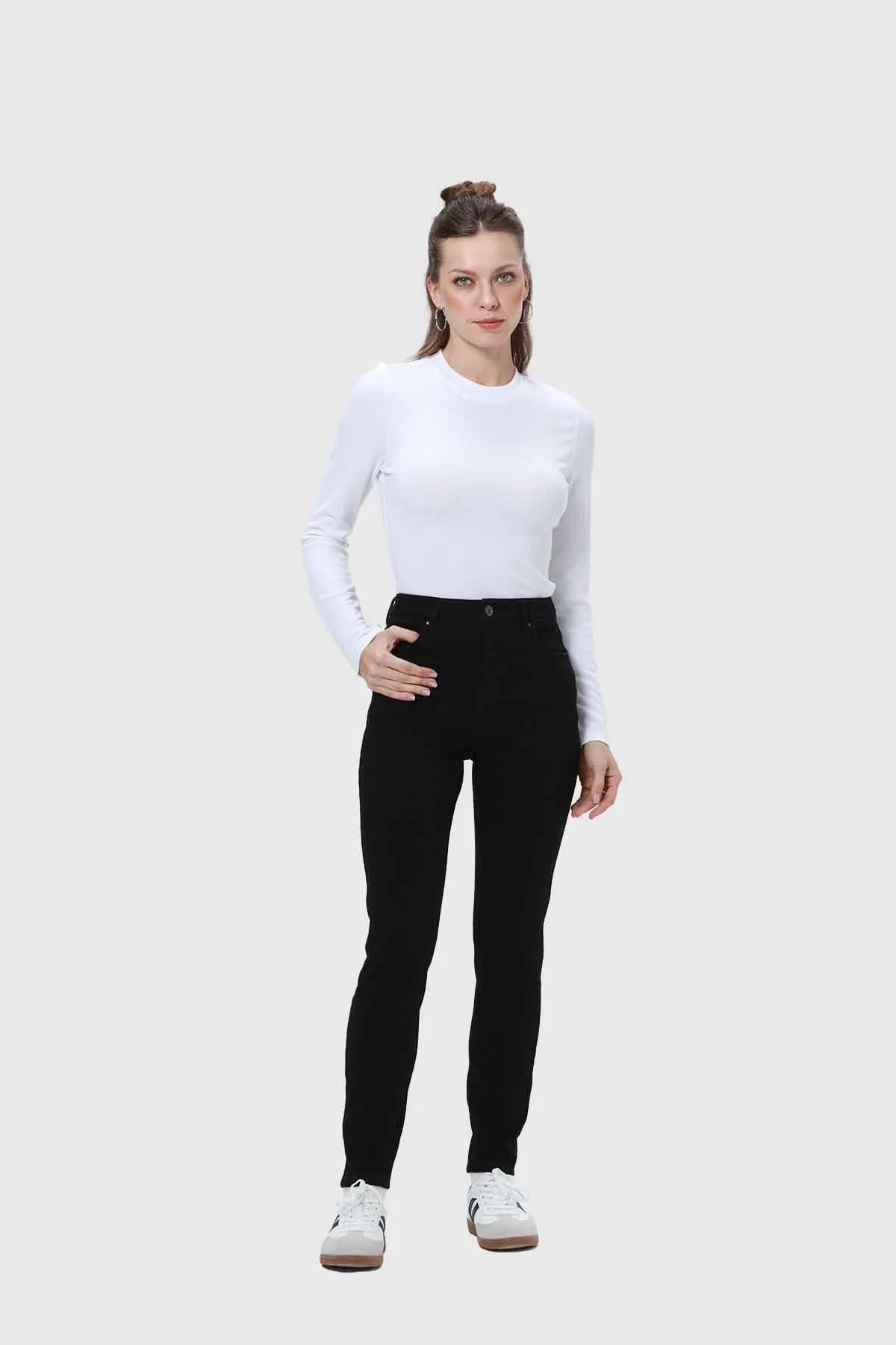 Jeans Mujer Skinny Con Polar Negro - Image 4