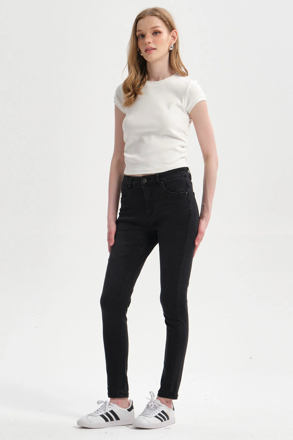 Jeans Mujer Super Skinny Estela Negro - Image 4
