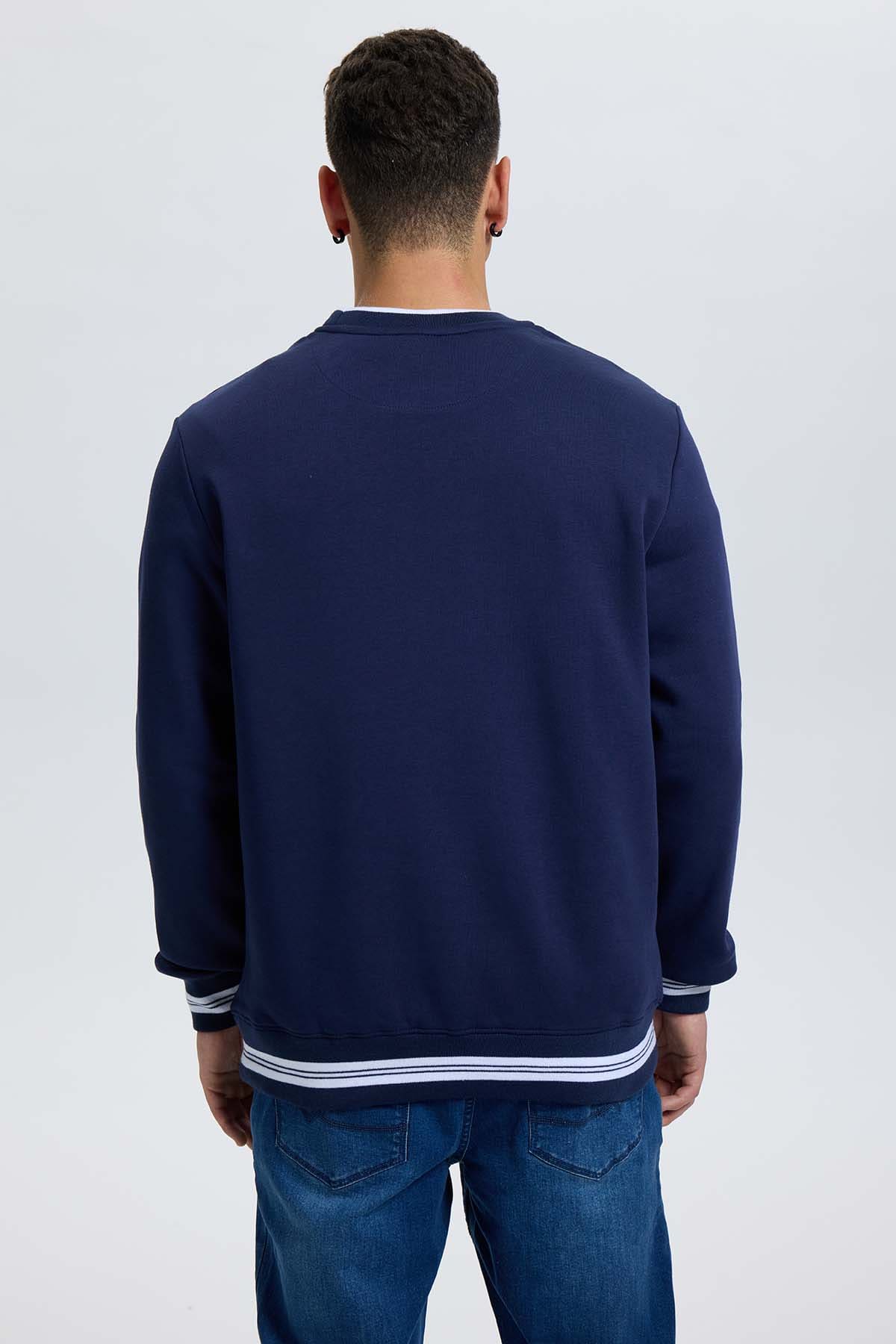 Polerón Hombre Print College Azul - Image 3